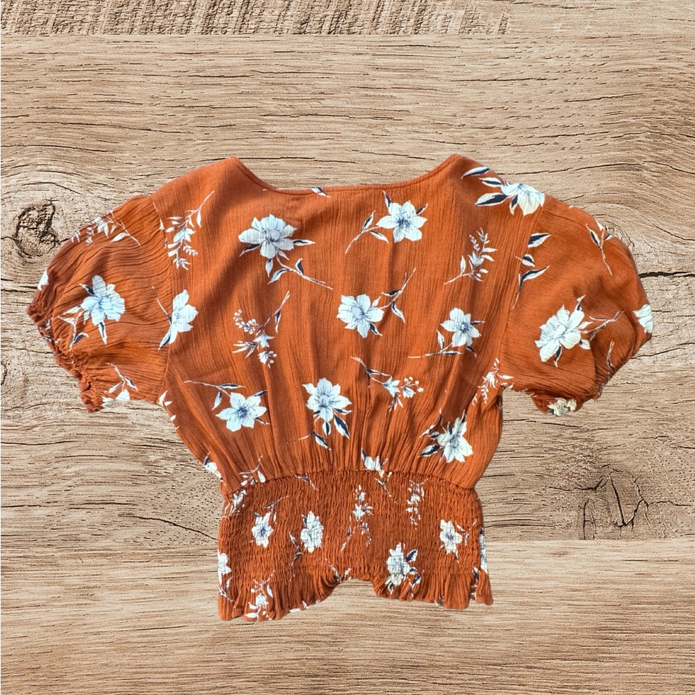 Paper Crane Rust Floral Blouse - Picture 2 of 5